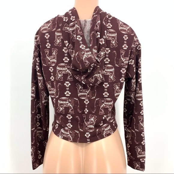 Joe B Elephant Print Lightweight Cropped Hoodie - Picture 3 of 7